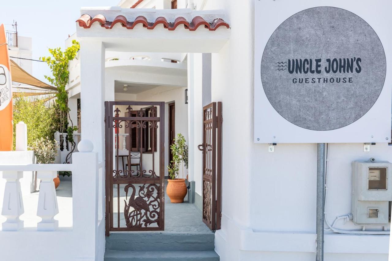 Uncle John'S Guesthouse 스코펠로스 타운 외부 사진